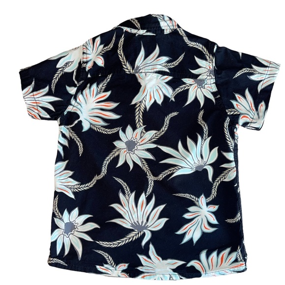 Little Boys Quicksilver Floral Button down - Picture 5 of 5